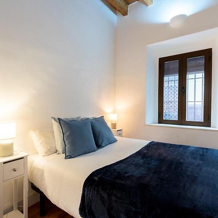 Holi-Rent Gonzalez Cuadrado Apartment Seville Ngoại thất bức ảnh