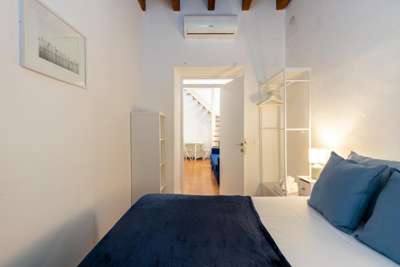 Holi-Rent Gonzalez Cuadrado Apartment Seville Ngoại thất bức ảnh